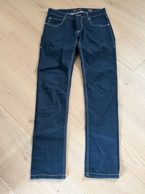 Mondo Men’s Dark Denim Jeans Size 31x34 Slim Straight Designer Style